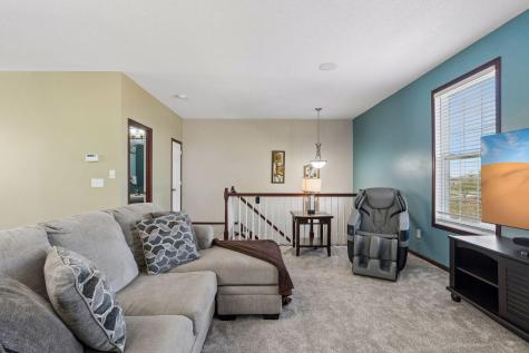 1354 Savanna Drive Shakopee MN 55379