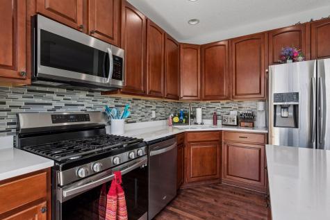 1354 Savanna Drive Shakopee MN 55379