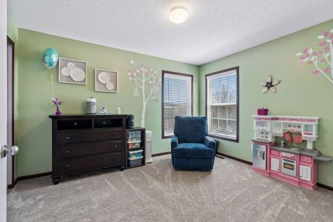 1354 Savanna Drive Shakopee MN 55379