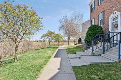 1354 Savanna Drive Shakopee MN 55379