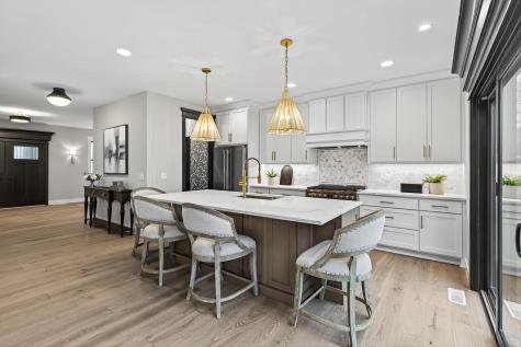 5101 Colonial Drive Golden Valley MN 55422