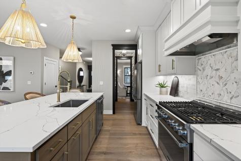 5101 Colonial Drive Golden Valley MN 55422