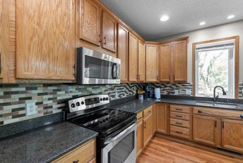 7128 Timber Crest Drive S Cottage Grove MN 55016