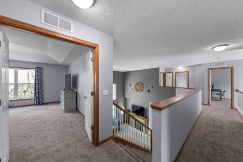 7128 Timber Crest Drive S Cottage Grove MN 55016