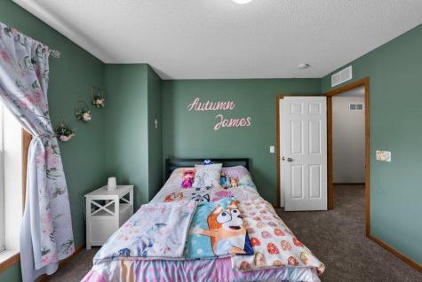 7128 Timber Crest Drive S Cottage Grove MN 55016