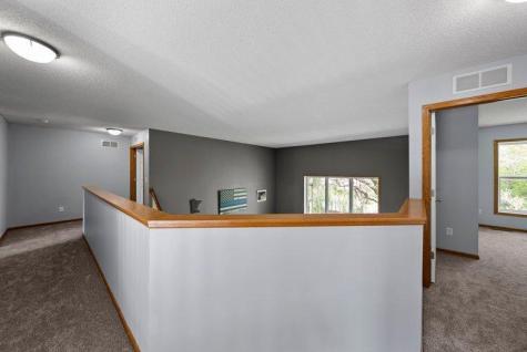 7128 Timber Crest Drive S Cottage Grove MN 55016