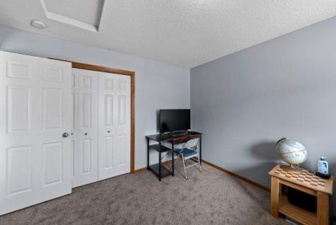 7128 Timber Crest Drive S Cottage Grove MN 55016