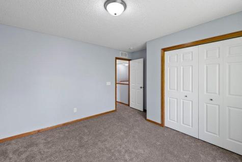 7128 Timber Crest Drive S Cottage Grove MN 55016