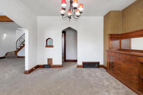 1302 Reaney Avenue Saint Paul MN 55106