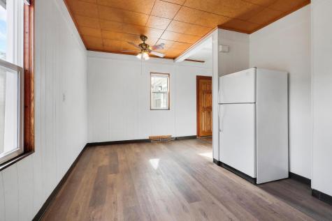 1302 Reaney Avenue Saint Paul MN 55106