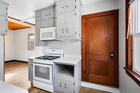 1302 Reaney Avenue Saint Paul MN 55106