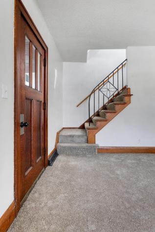 1302 Reaney Avenue Saint Paul MN 55106
