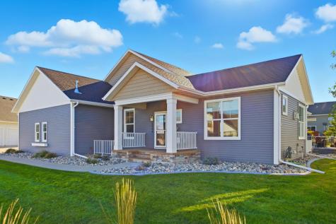 4944 Avery Lane S Fargo ND 58104