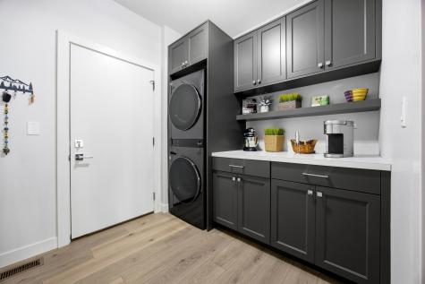 4944 Avery Lane S Fargo ND 58104