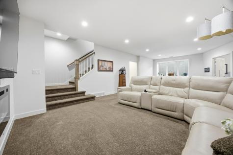 4944 Avery Lane S Fargo ND 58104