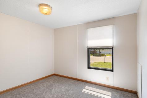 2210 Sundet Lane Faribault MN 55021