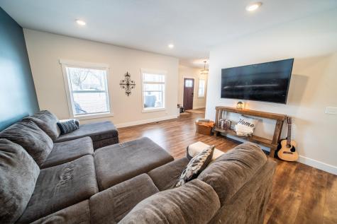 1017 Chester Ave SE Rochester MN 55904