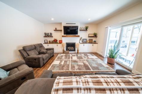 1017 Chester Ave SE Rochester MN 55904