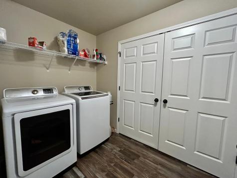 155 Pine Avenue Mapleton ND 58059