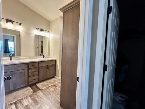 155 Pine Avenue Mapleton ND 58059