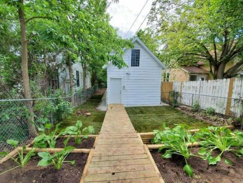 1274 Edgerton Street Saint Paul MN 55130