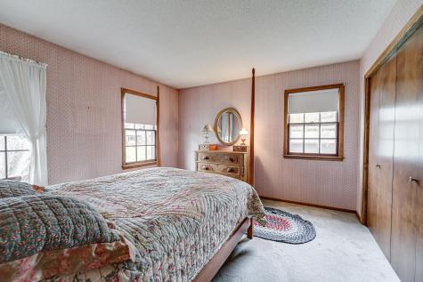 1721 Rhode Island Avenue N Golden Valley MN 55427