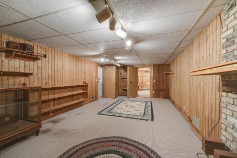 1721 Rhode Island Avenue N Golden Valley MN 55427