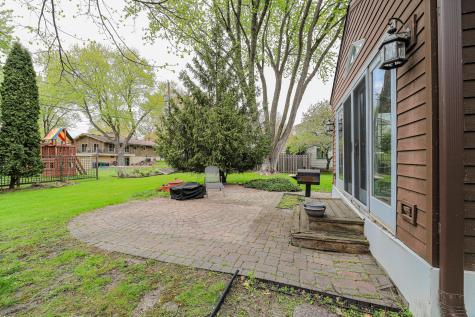 1721 Rhode Island Avenue N Golden Valley MN 55427