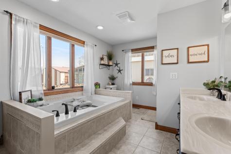 32337 Juniper Road Chatfield MN 55923