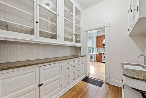 506 Summit Avenue Saint Paul MN 55102