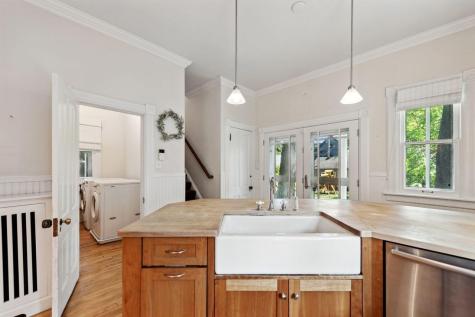 506 Summit Avenue Saint Paul MN 55102