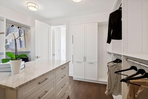 1111 W River Parkway Minneapolis MN 55415