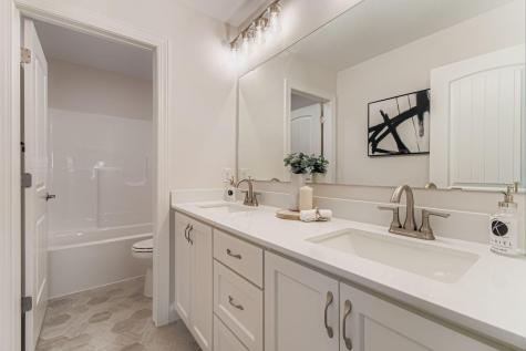 13722 Arrowhead Way Rosemount MN 55068