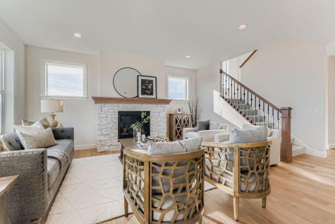 13722 Arrowhead Way Rosemount MN 55068