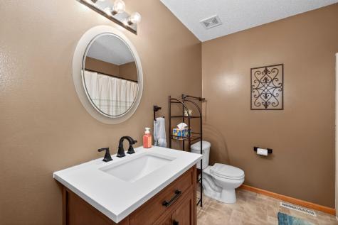 3520 Eagle Run Drive West Fargo ND 58078