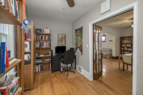 828 Armstrong Avenue Saint Paul MN 55102