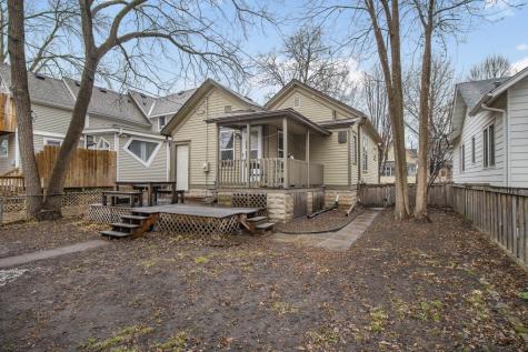 828 Armstrong Avenue Saint Paul MN 55102