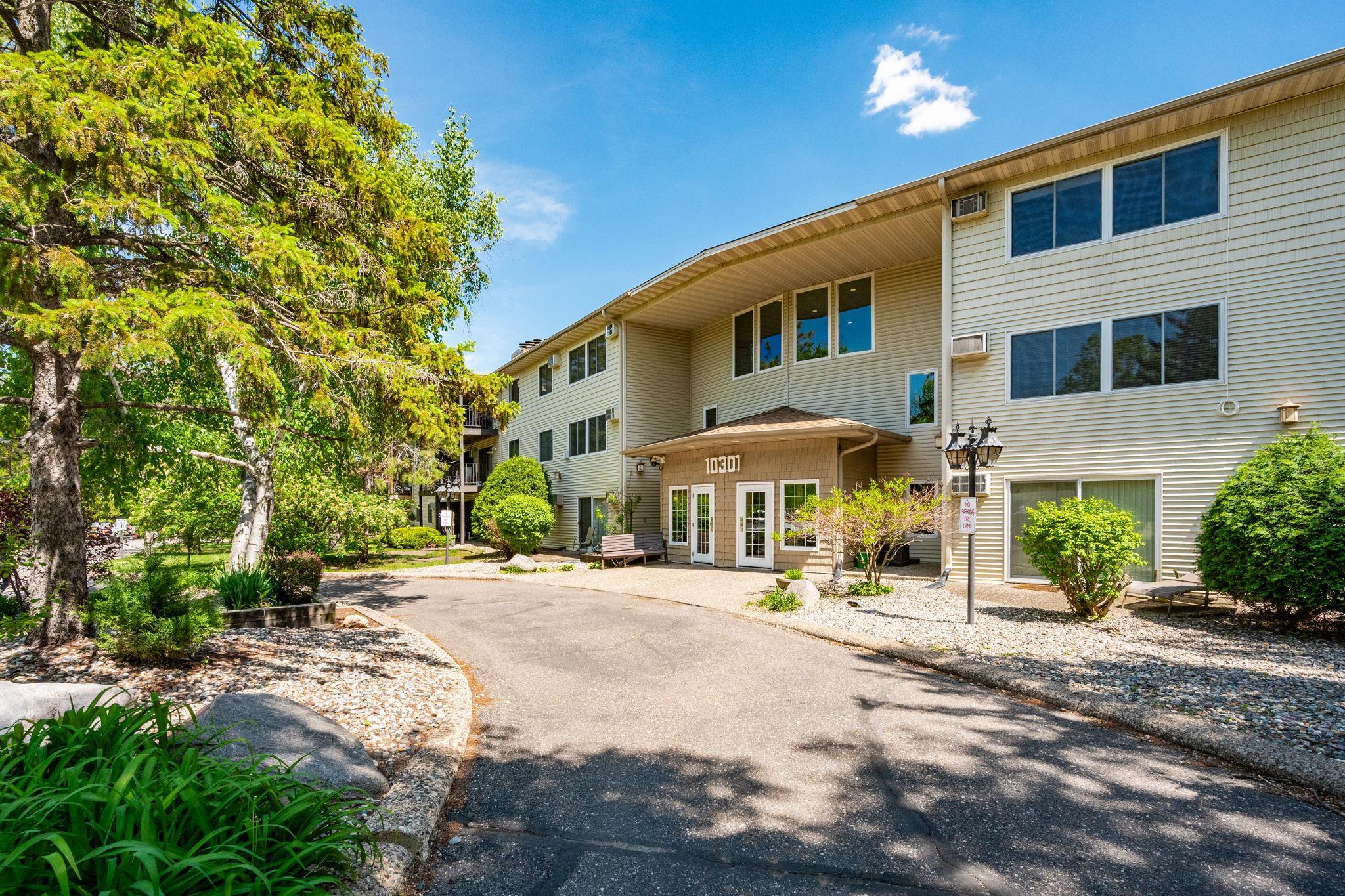 10301 Cedar Lake Road Hopkins MN 55305