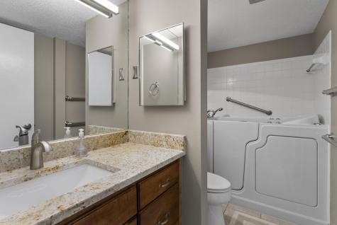 6085 Lincoln Drive Edina MN 55436