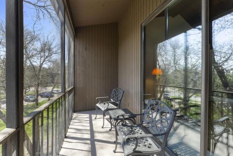 6085 Lincoln Drive Edina MN 55436