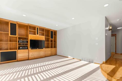 3102 26th Avenue S Fargo ND 58103