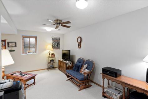 2084 Vierling Drive E Shakopee MN 55379