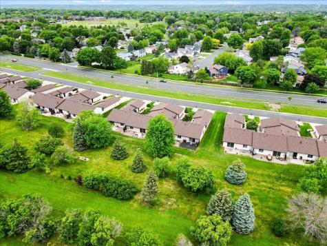 2084 Vierling Drive E Shakopee MN 55379