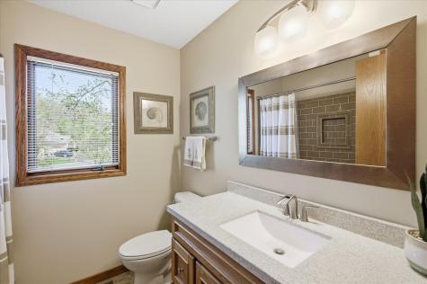 7429 Upper 136th Street W Apple Valley MN 55124