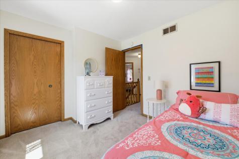 7429 Upper 136th Street W Apple Valley MN 55124