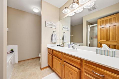 9651 Belmont Lane Eden Prairie MN 55347