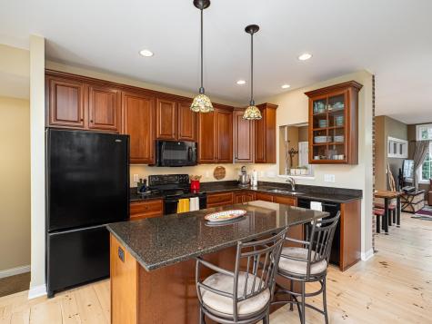 1385 Eustis Street Saint Paul MN 55108