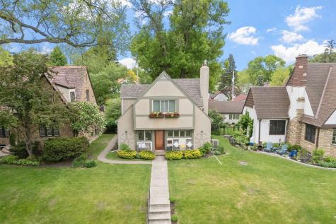 2214 Saint Anthony Parkway Minneapolis MN 55418