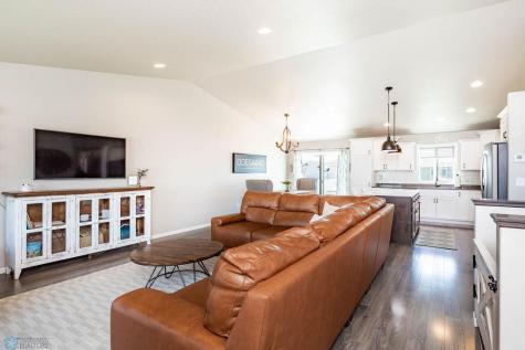 5828 58th Avenue S Fargo ND 58104