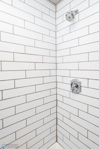 5828 58th Avenue S Fargo ND 58104